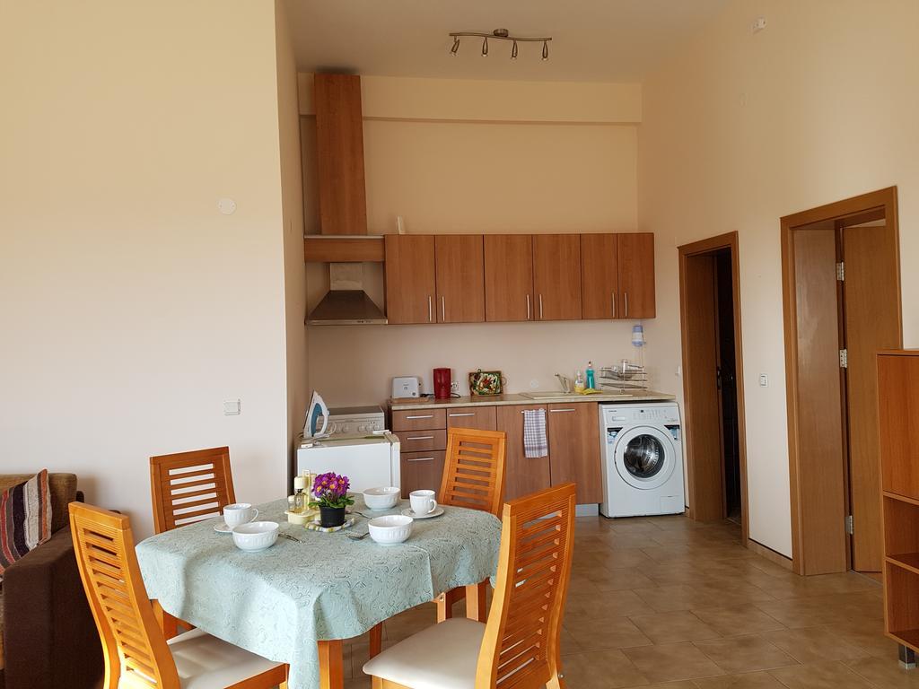 Villa Ketli Apartment Bliznatsi Exterior photo